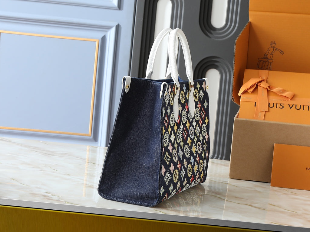 B1R15E22 Popular  genuine leather embroidered bag
