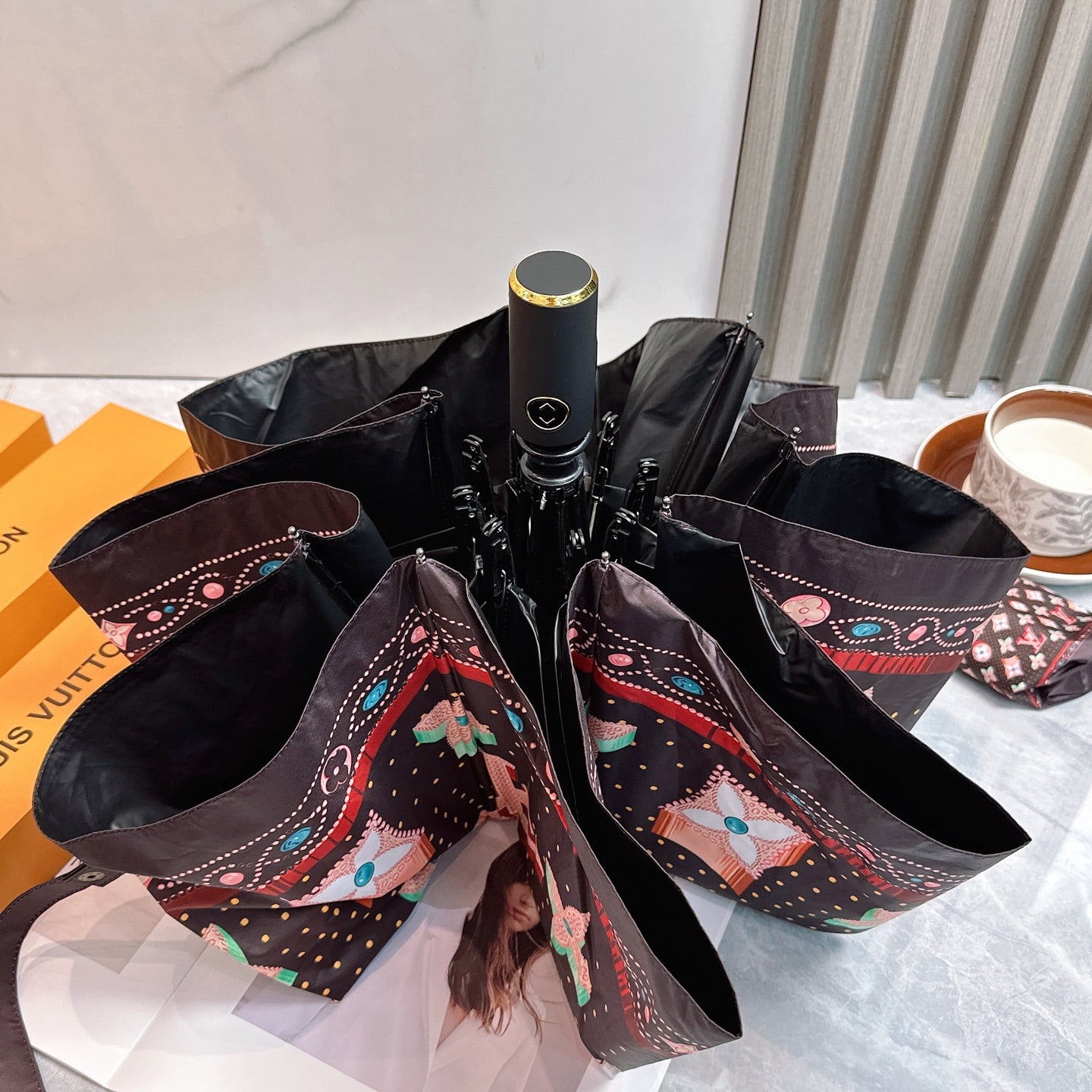 J1N46E26 Popular UV resistant umbrella