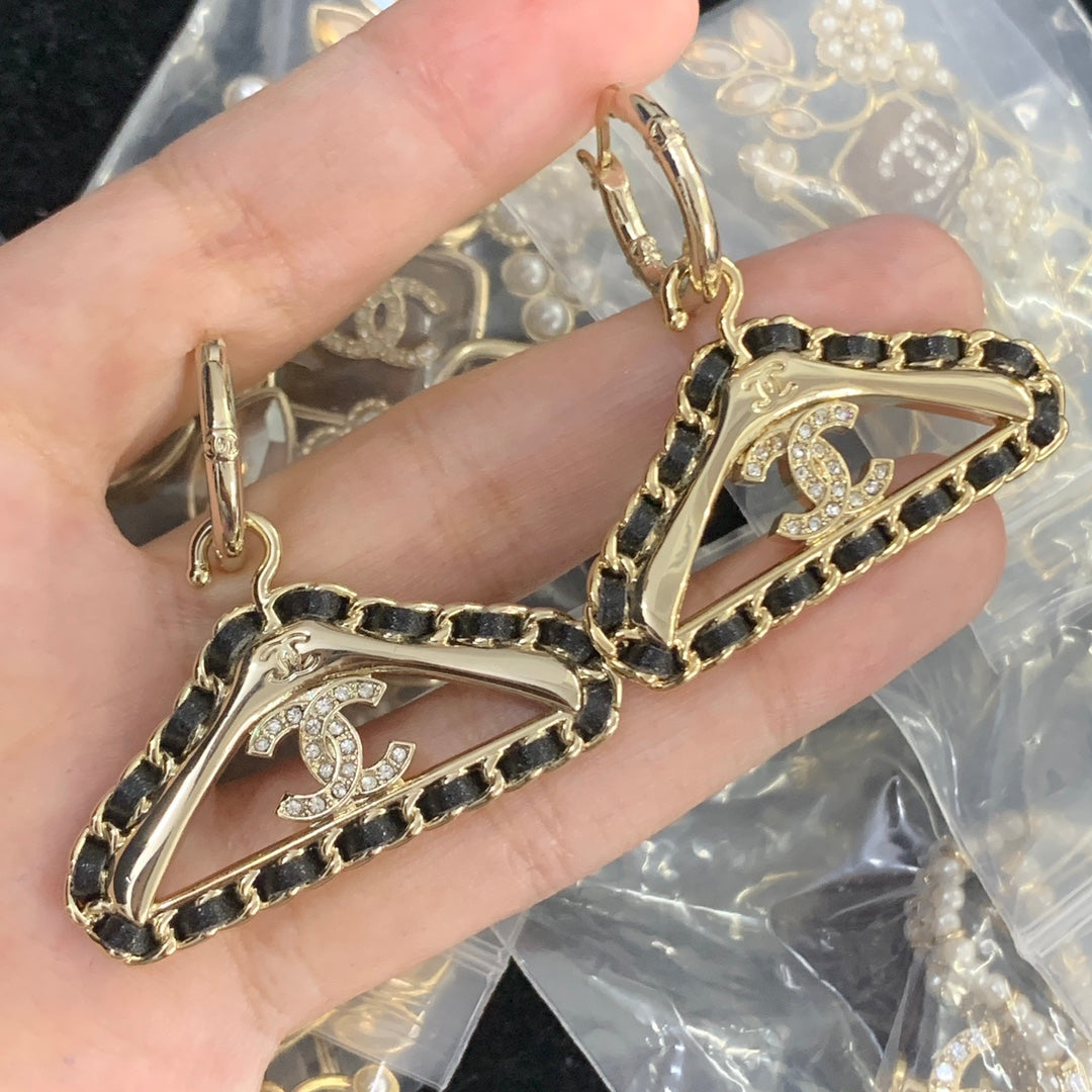 X1Z84C57E Popular Earrings