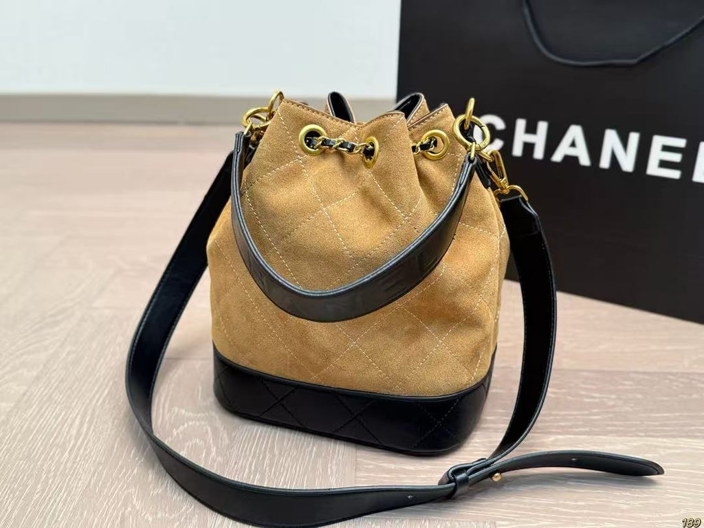 B6R46C1 Popular sandblasted leather bags