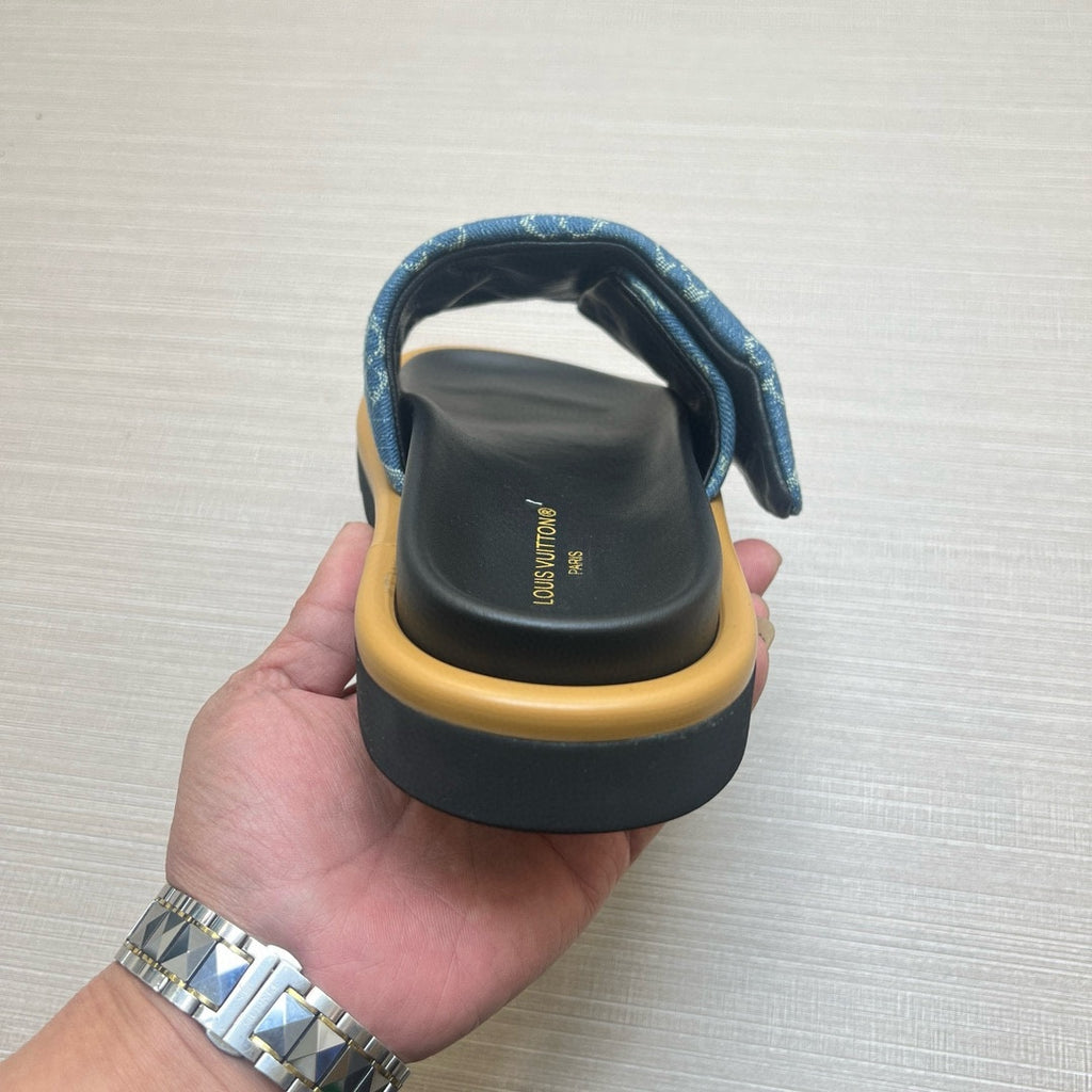 Z5ZE100 Popular slippers Sole thickness 5cm