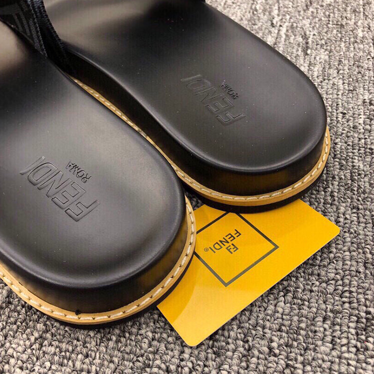 Z5F1 Popular Slippers