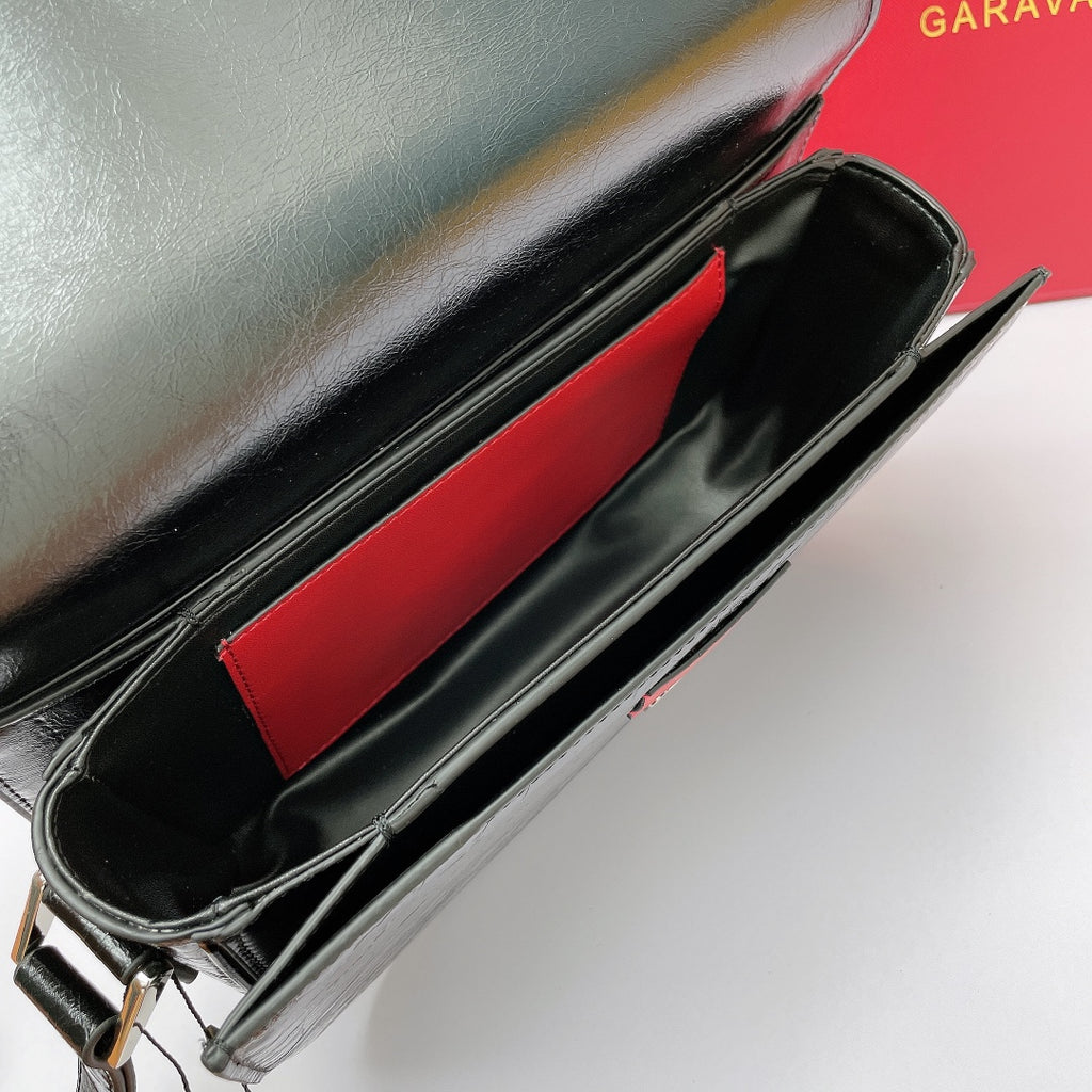 B5X111VL45 Popular  leather bag 
