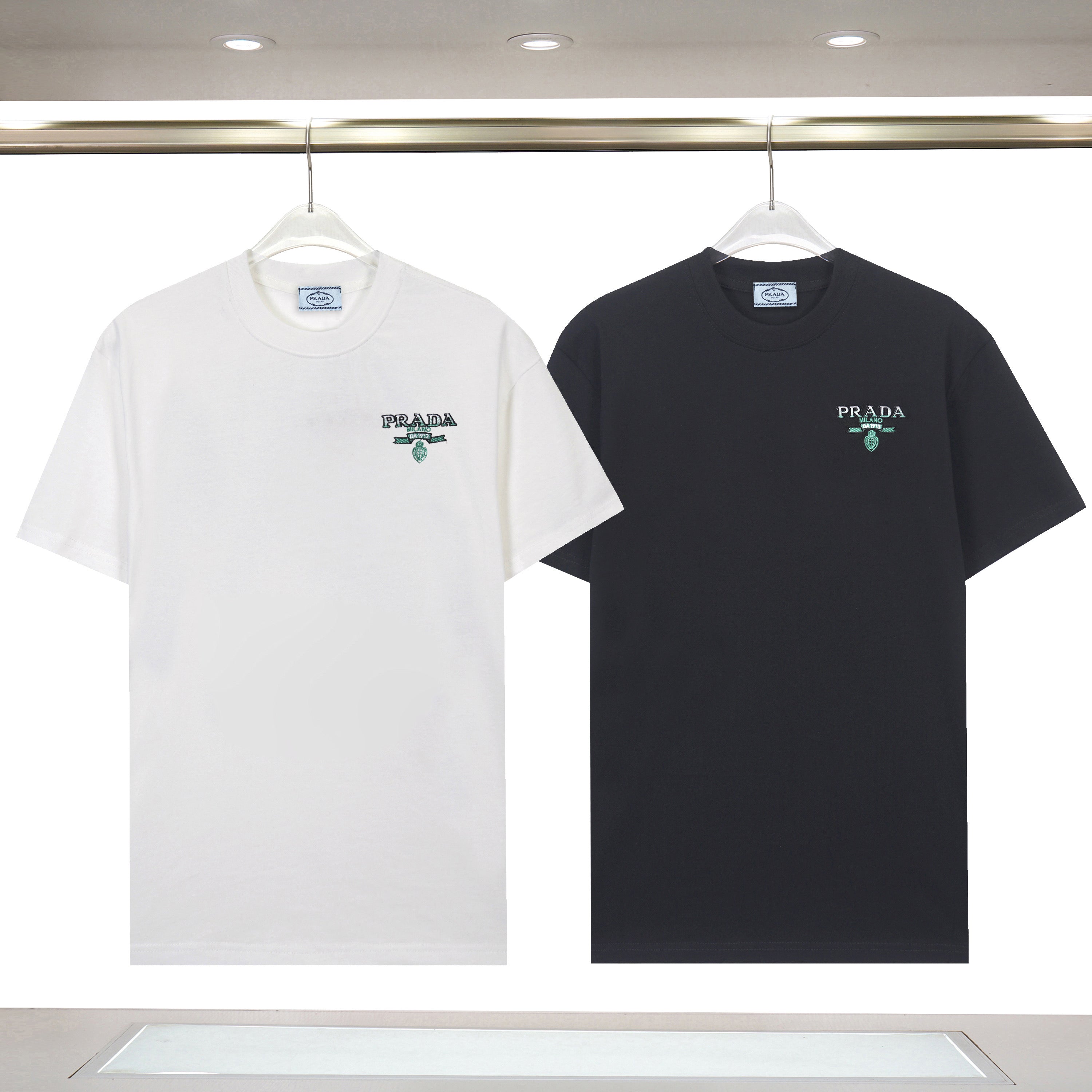 U1W25P24  Popular T-shirts