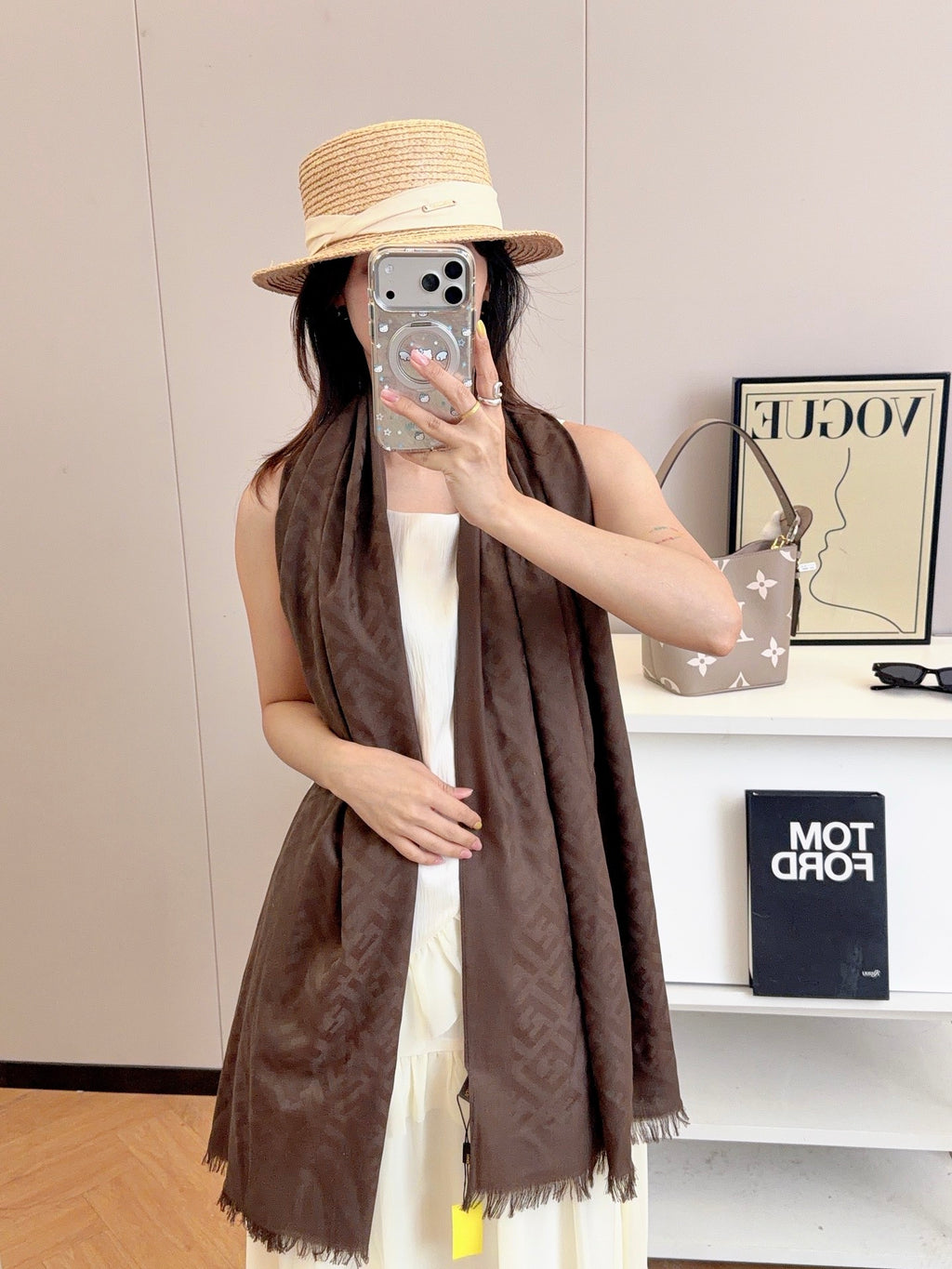 W1N36F16 Popular Silk Scarve
