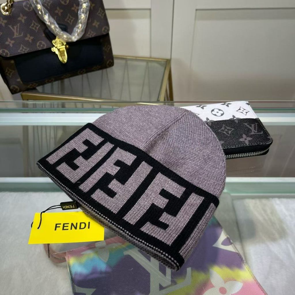 M1R86F79 Popular hats