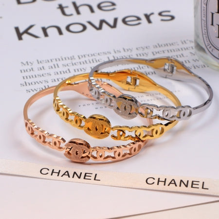 X2B60C45K  Popular Bracelets