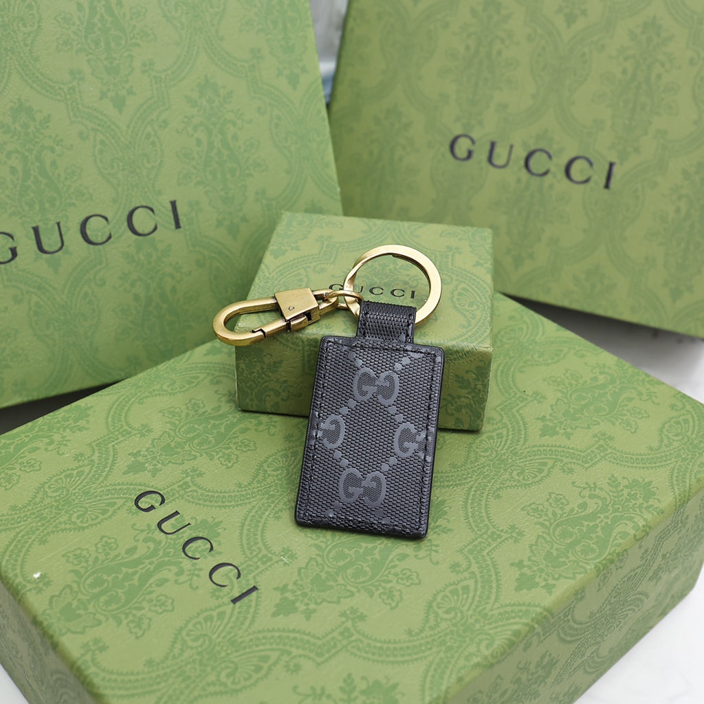 A1Z105B102 Popular bag 's charms accessories