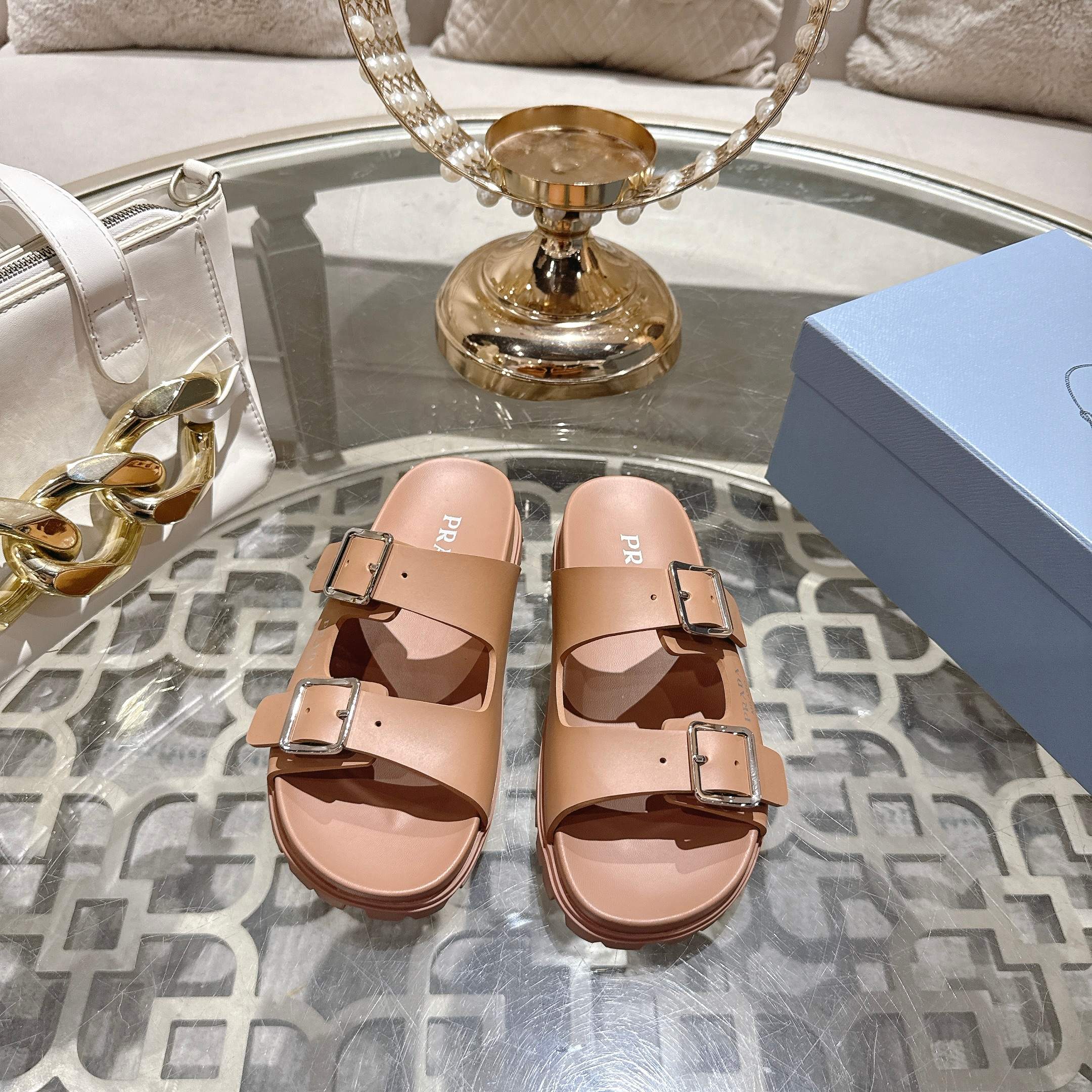 Z2N46P13 Popular high-quality Shoes
