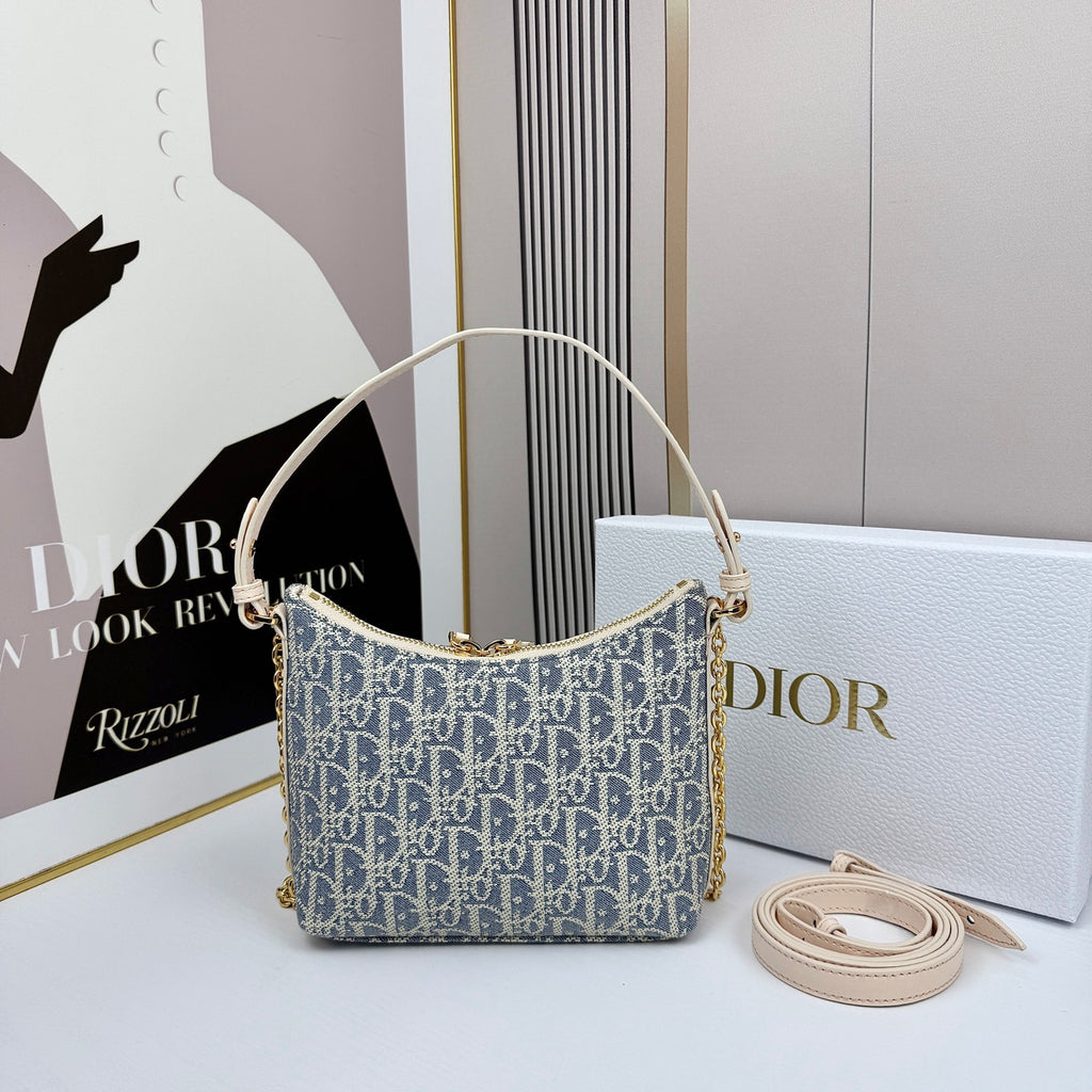 B1R15D67  Popular  bag
