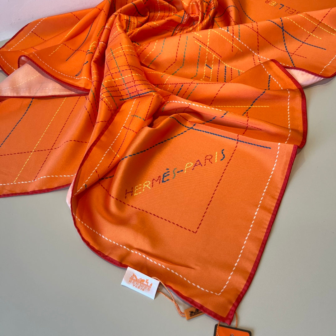 W1N46H27 Popular Silk Scarve