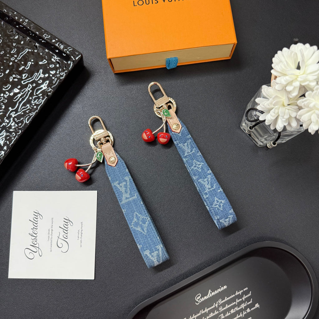 A1Q95E4 Popular bag 's charms accessories