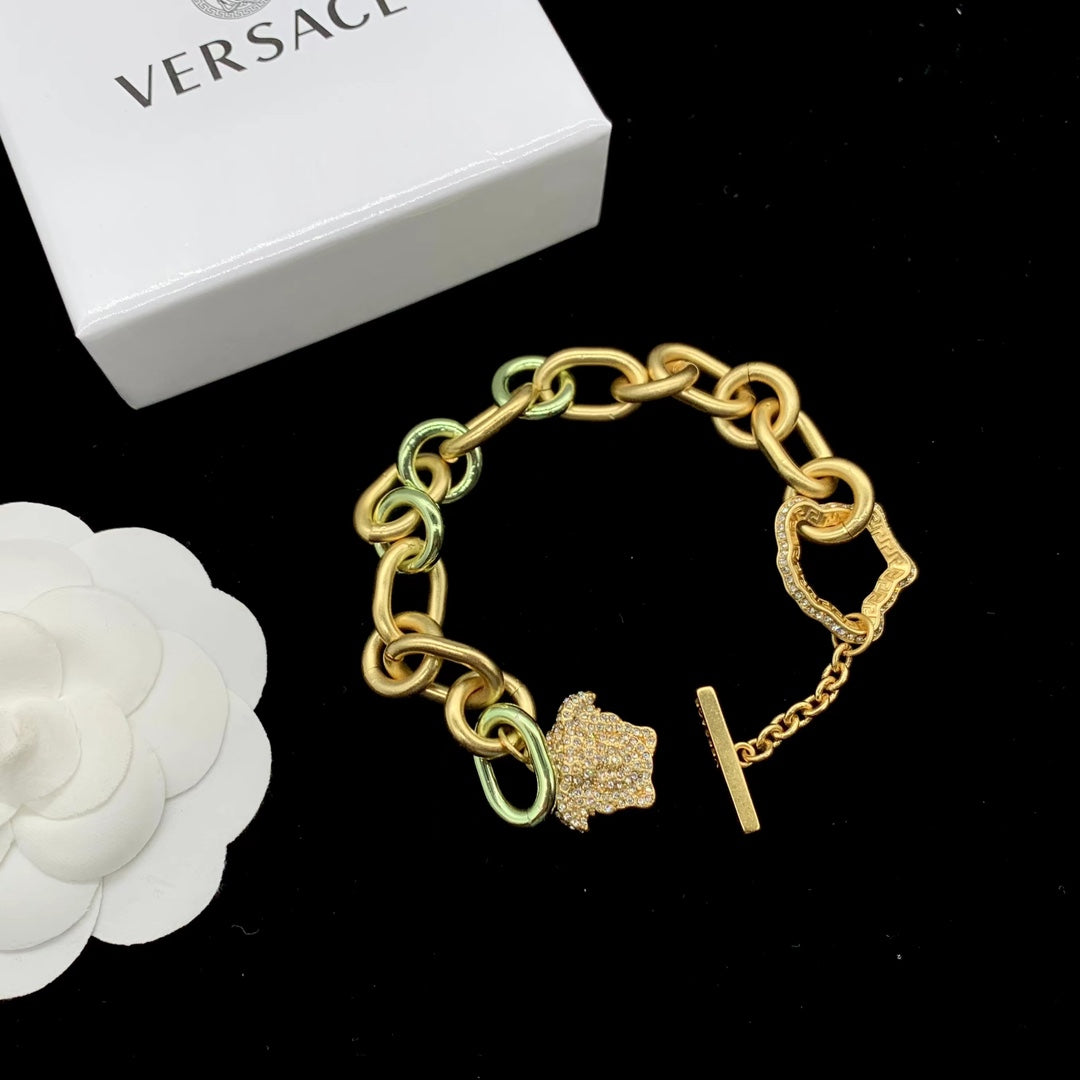 X1R75V71X Popular   Necklace .  Bracelets.Earrings .