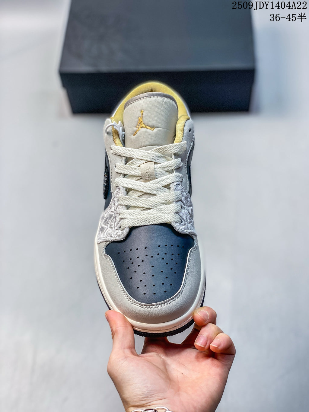 Z4Q95A74 Popular Shoes