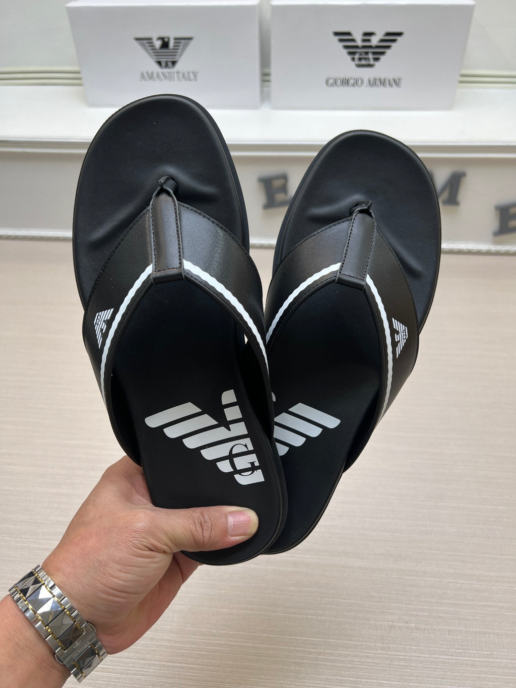 Z5ZA102 Popular slippers