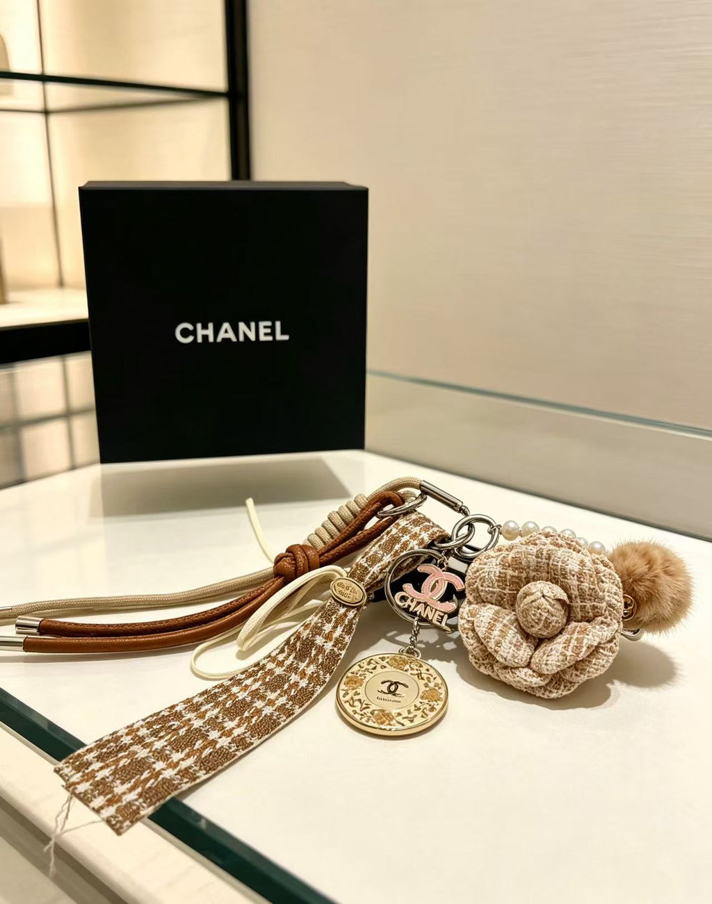 A1R76C107 Popular bag 's charms accessories
