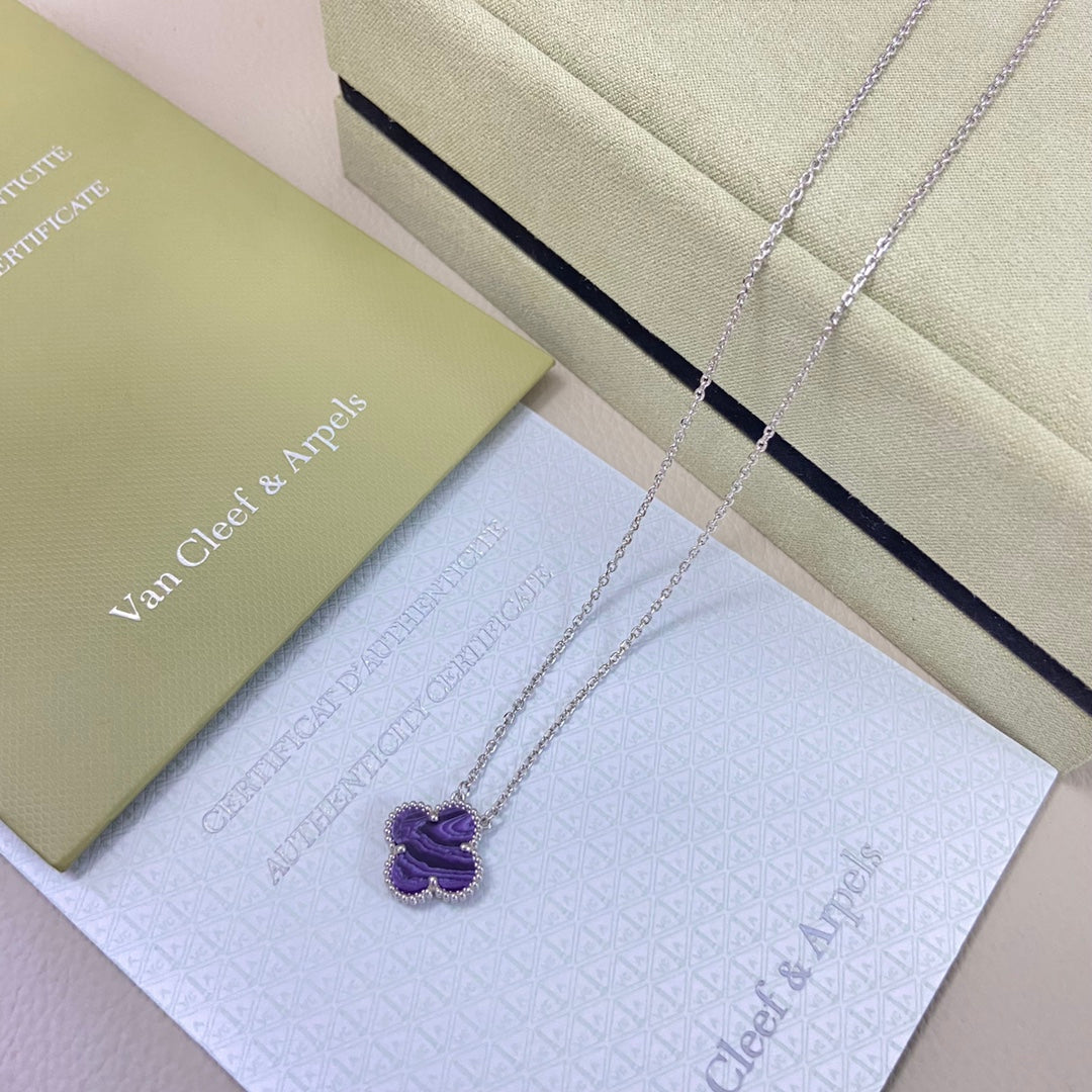 X5Q85VA188X Popular Necklace. Bracelets. Earrings
