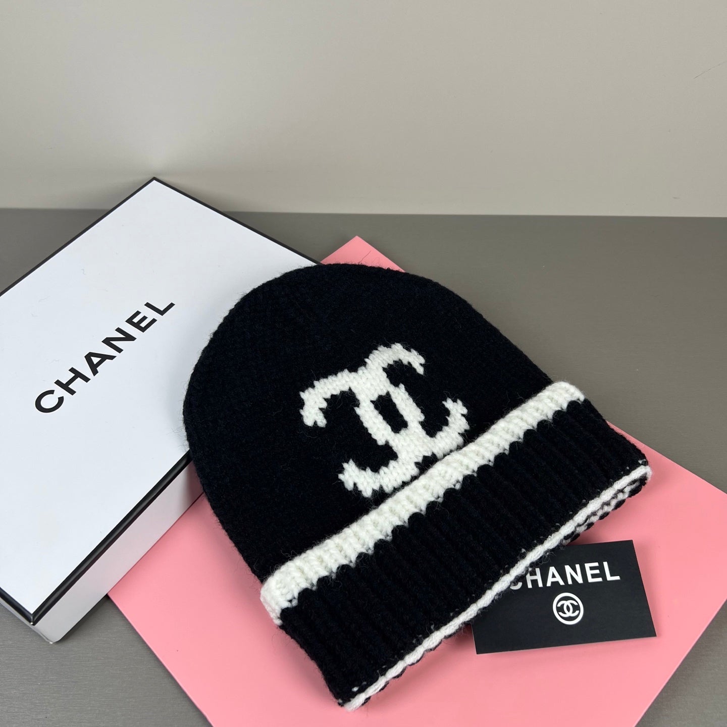 M1R86C3 Popular hats
