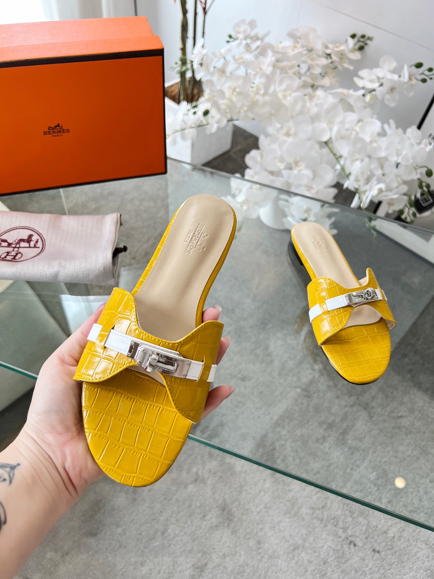 Z2Z85H10  Popular leather Shoes
