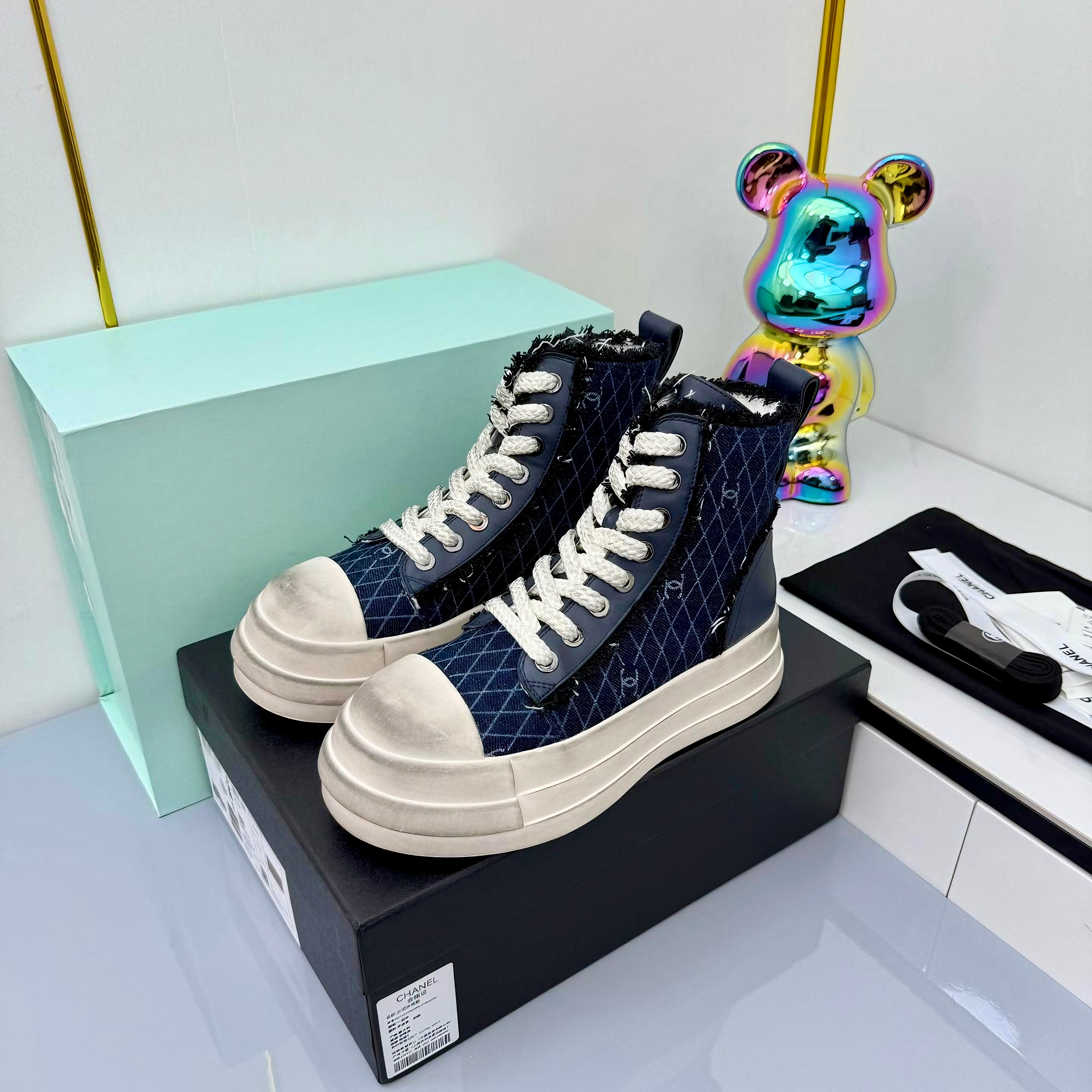 Z2Q105C385 Popular high-quality Boots