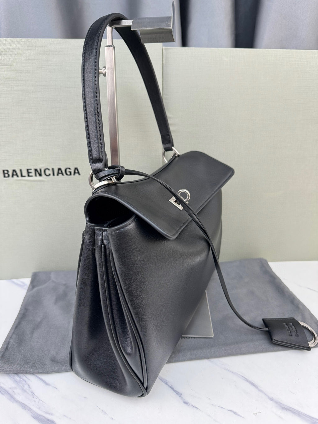 B1X15J4 Popular  leather bag
