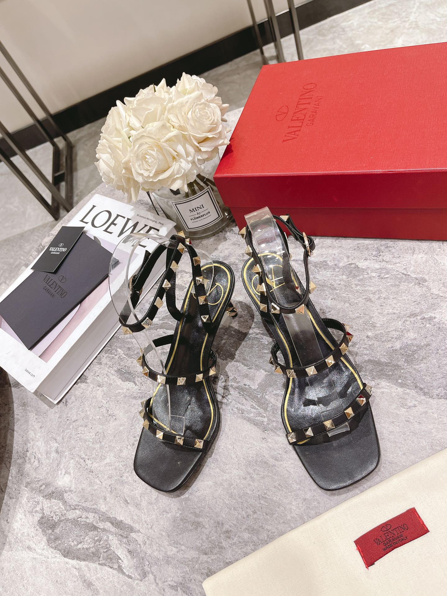 Z2Q55VL55 Popular  leather High heels