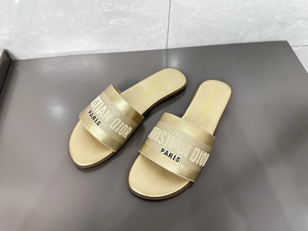 Z1ZD32 Popular slippers