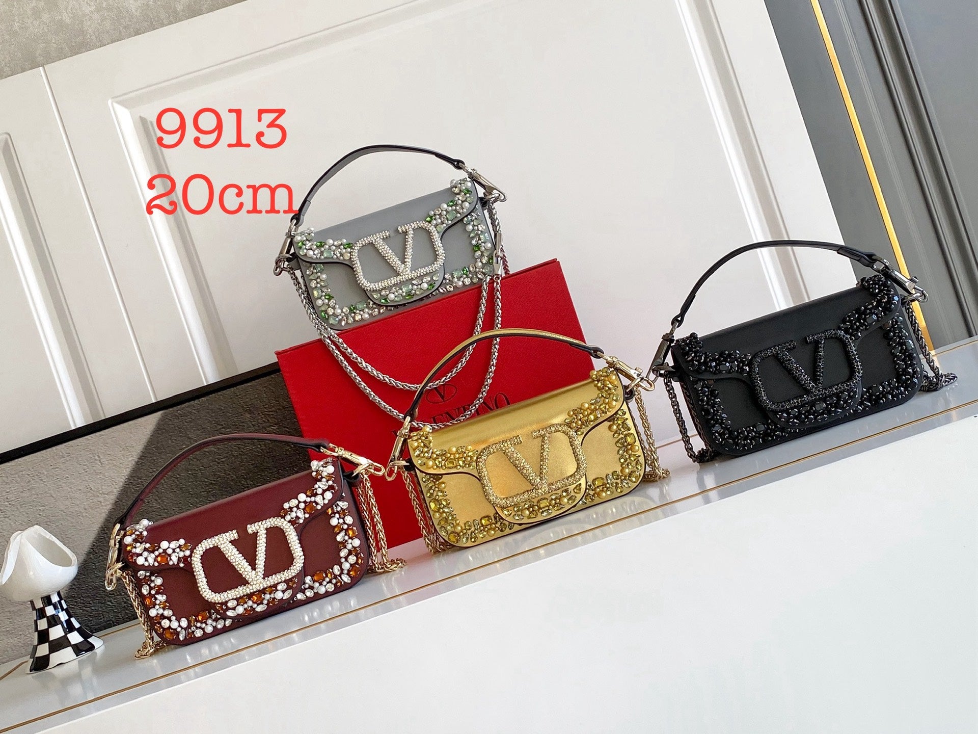 B1P36A74 Popular leather bag