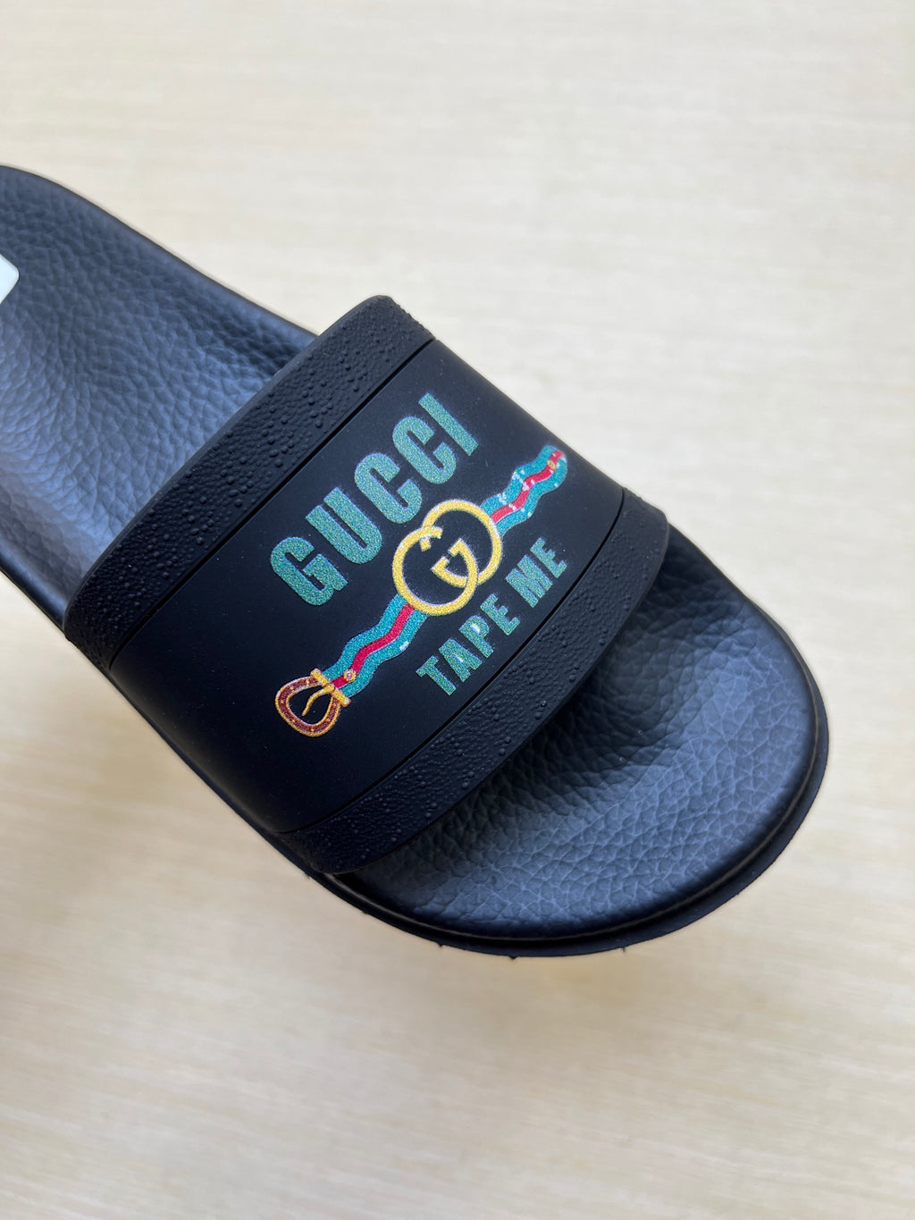 Z5R66B28 Popular Slippers