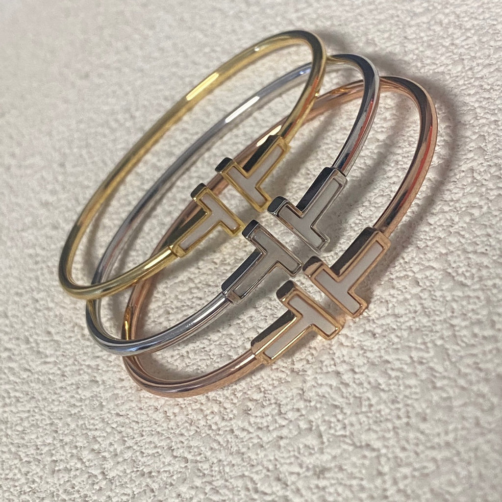 X1Q85T30K  Popular Bracelets