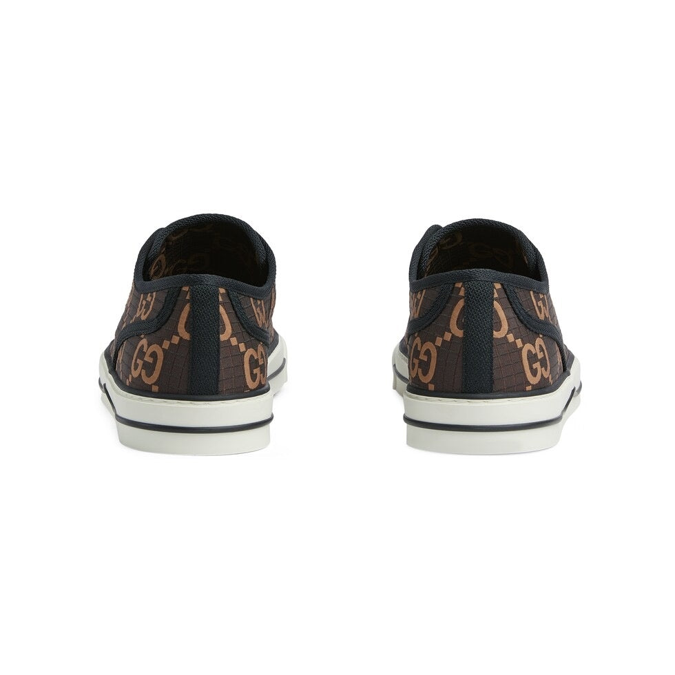 Z2Q105B212 Popular high-quality Shoes