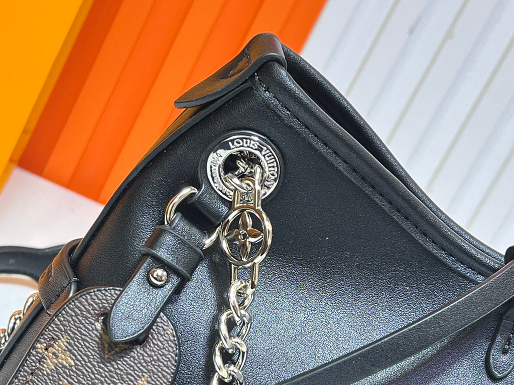 B1W35E96 Popular leather bag