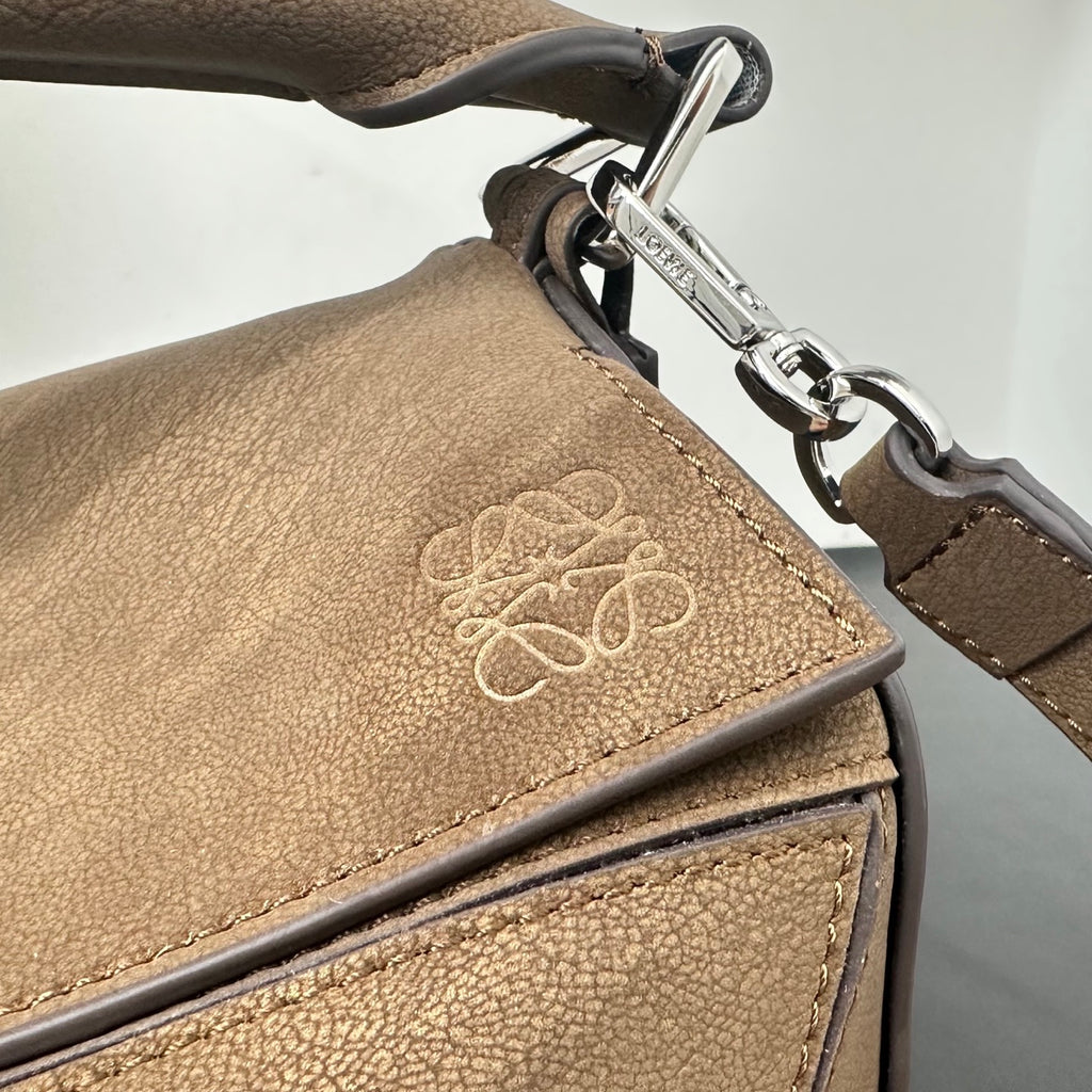 B1R46A10 Popular leather bag