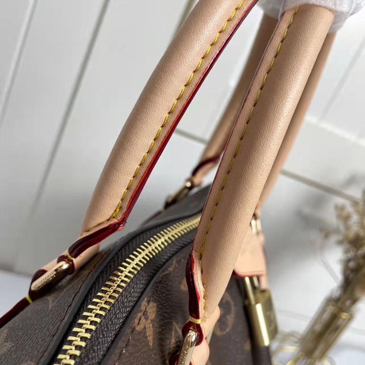 B12E102E1 Popular  leather bag 