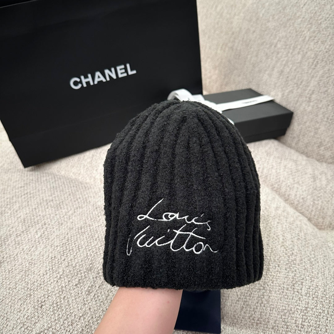 M1R86E13 Popular hats