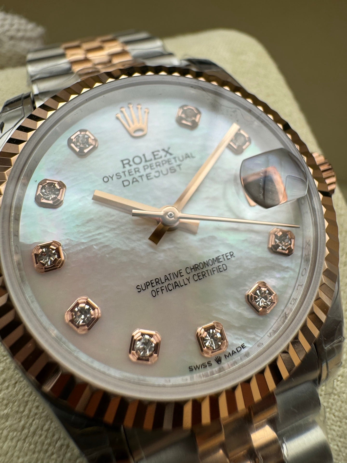 L1R36L11 Popular Watches