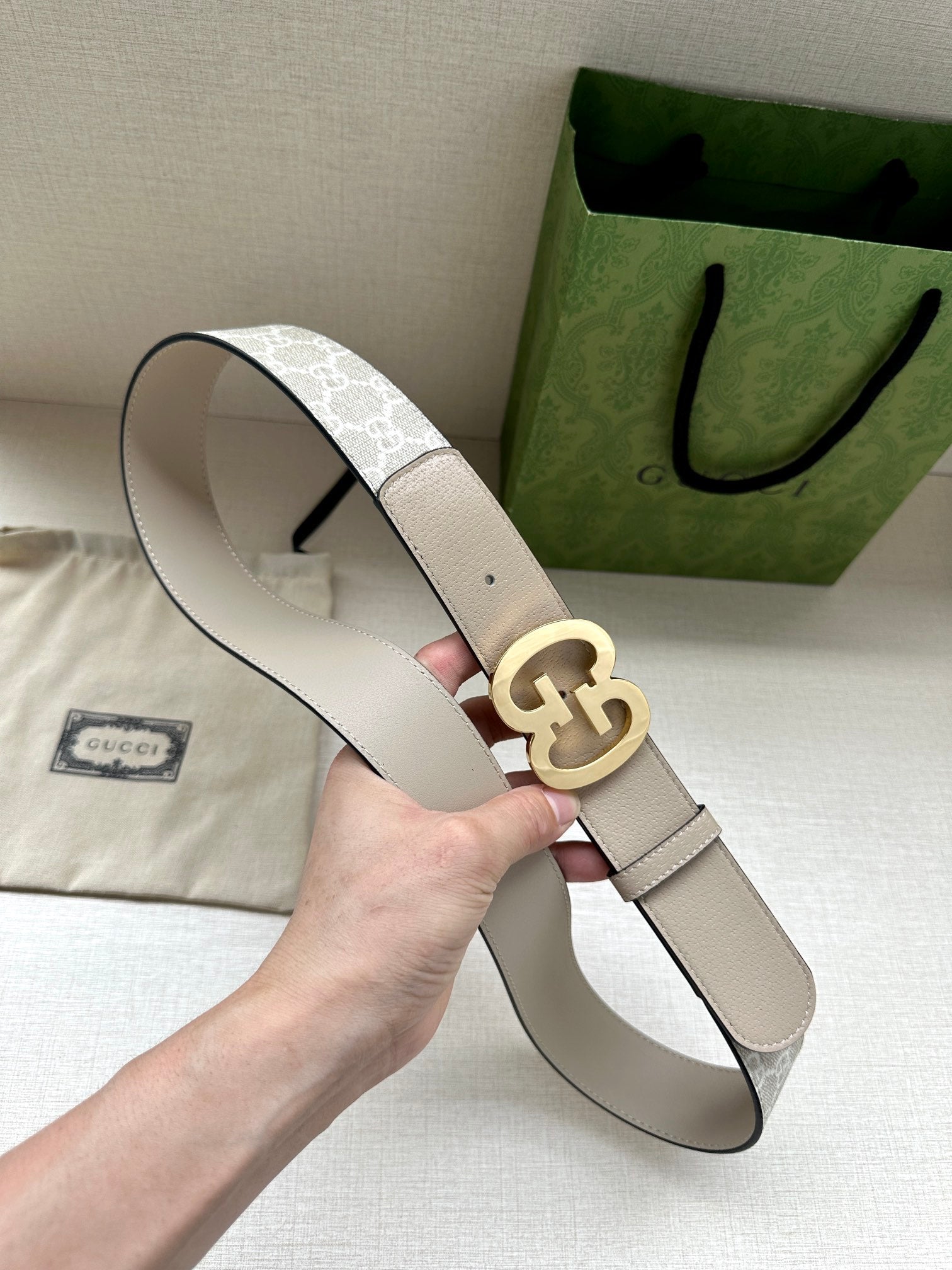 P1R55B229 Popular High quality belt With full package