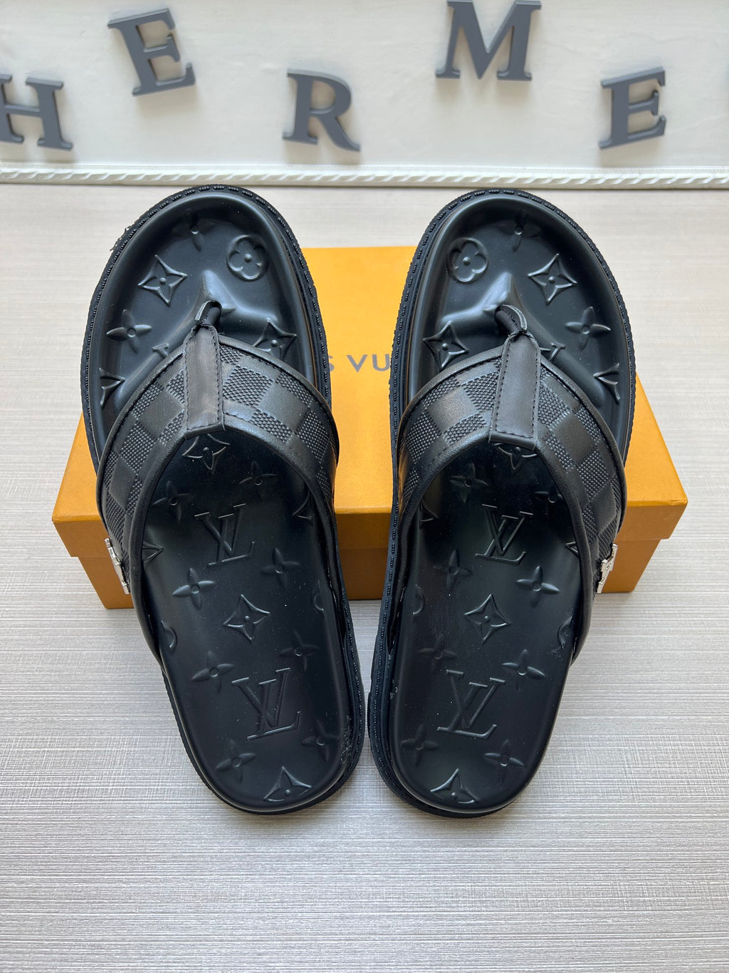 Z5Z35E303 Popular Slippers