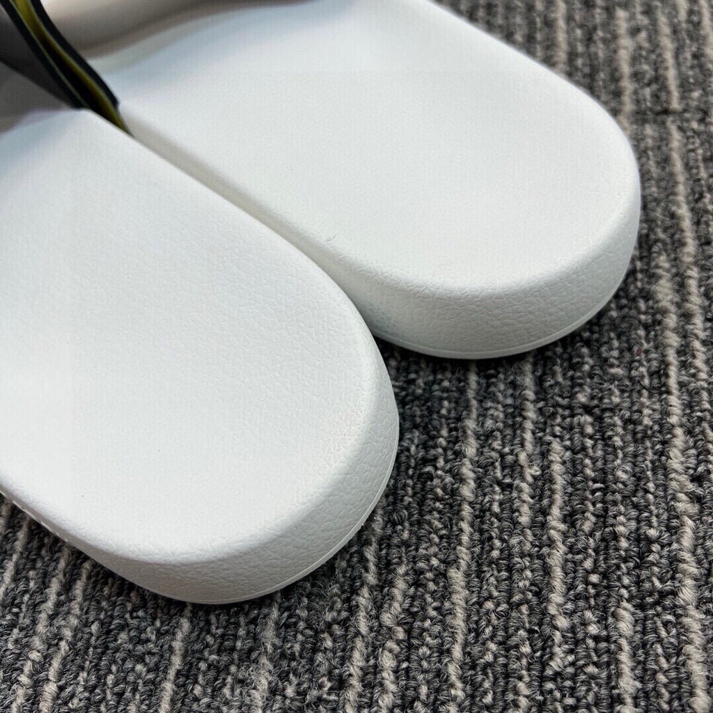 Z5Z35R261 Popular Slippers