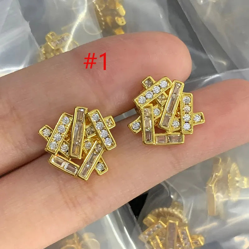 X1Z84A102E Popular  Earrings