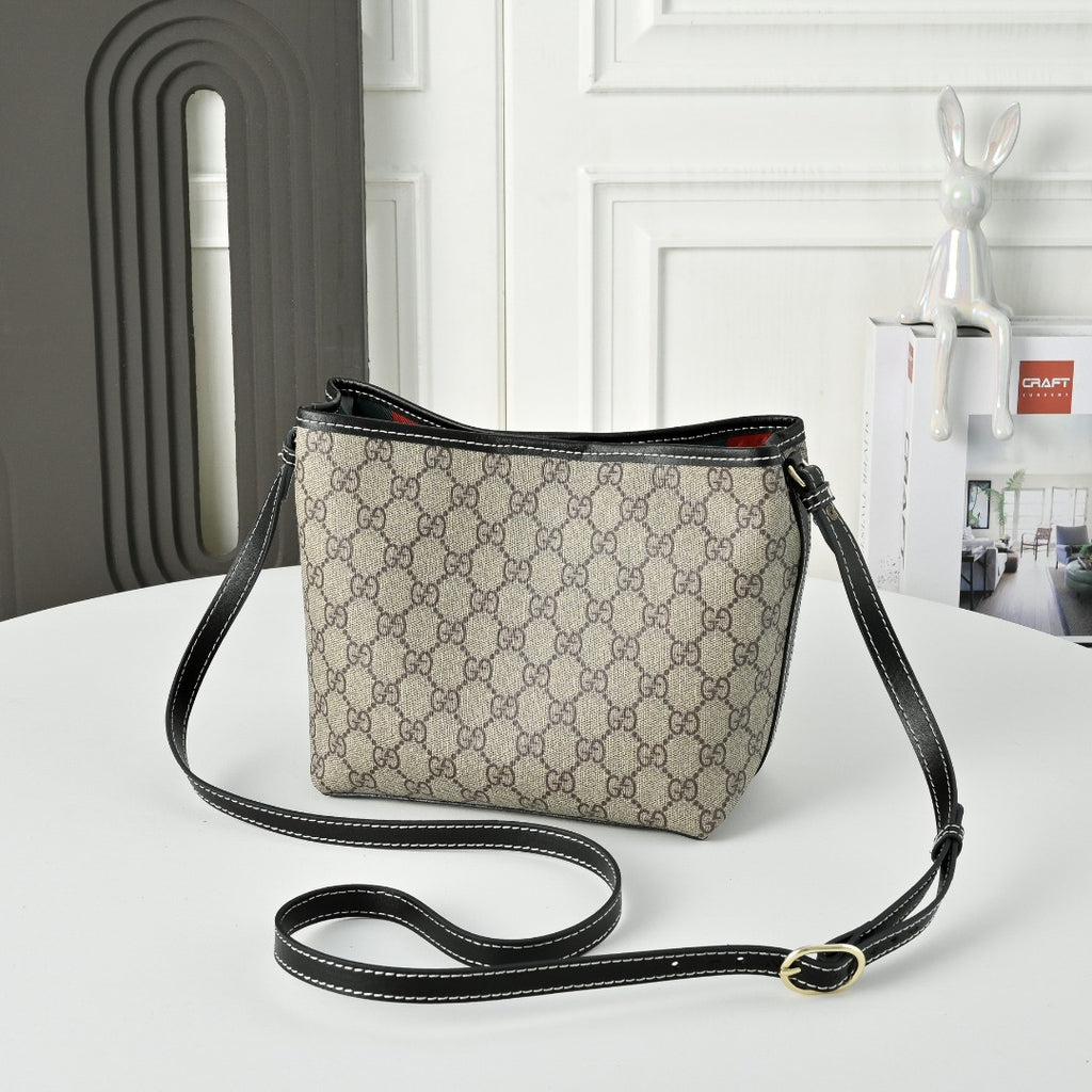 B1P36C53 Popular bag