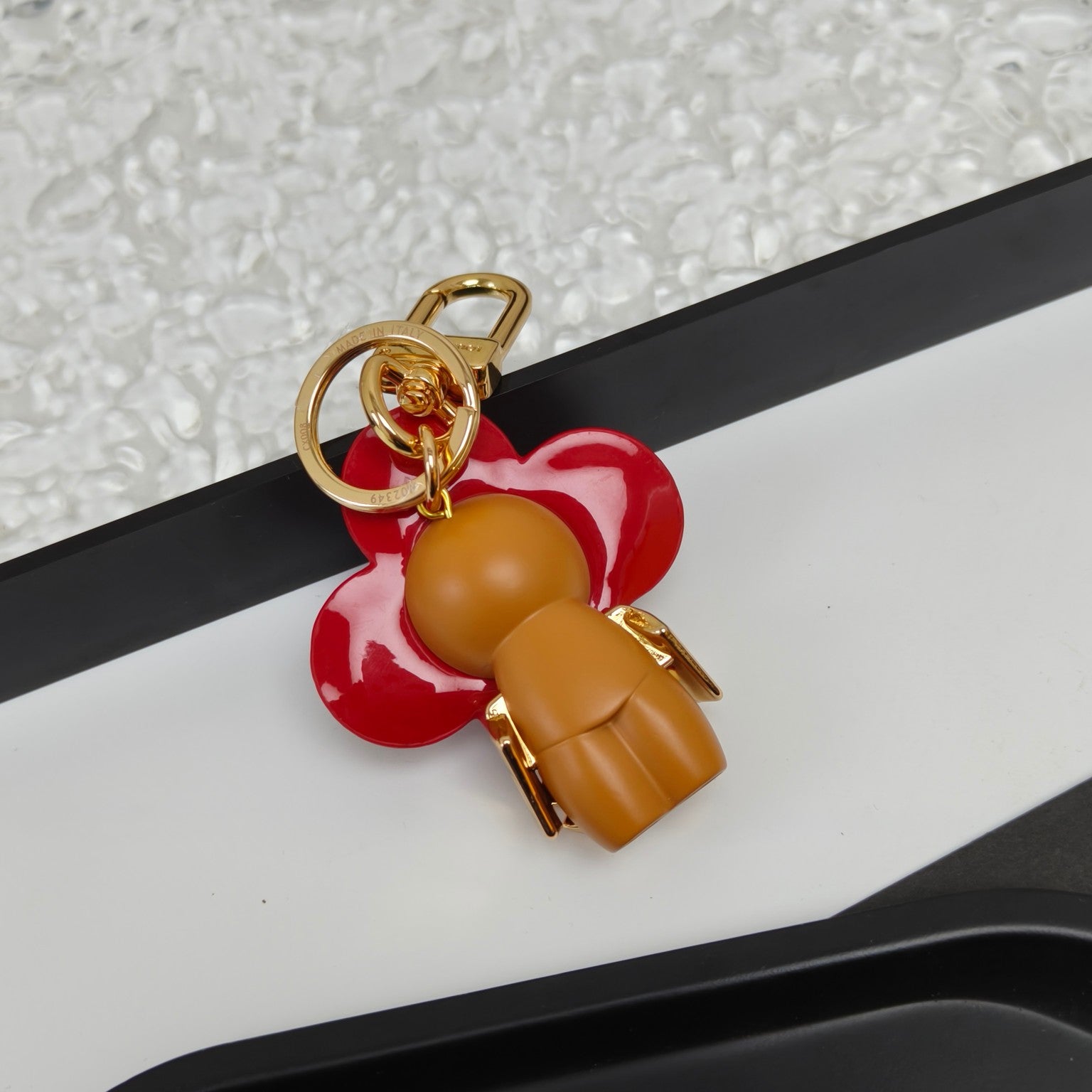 A1Z105E18 Popular bag 's charms accessories