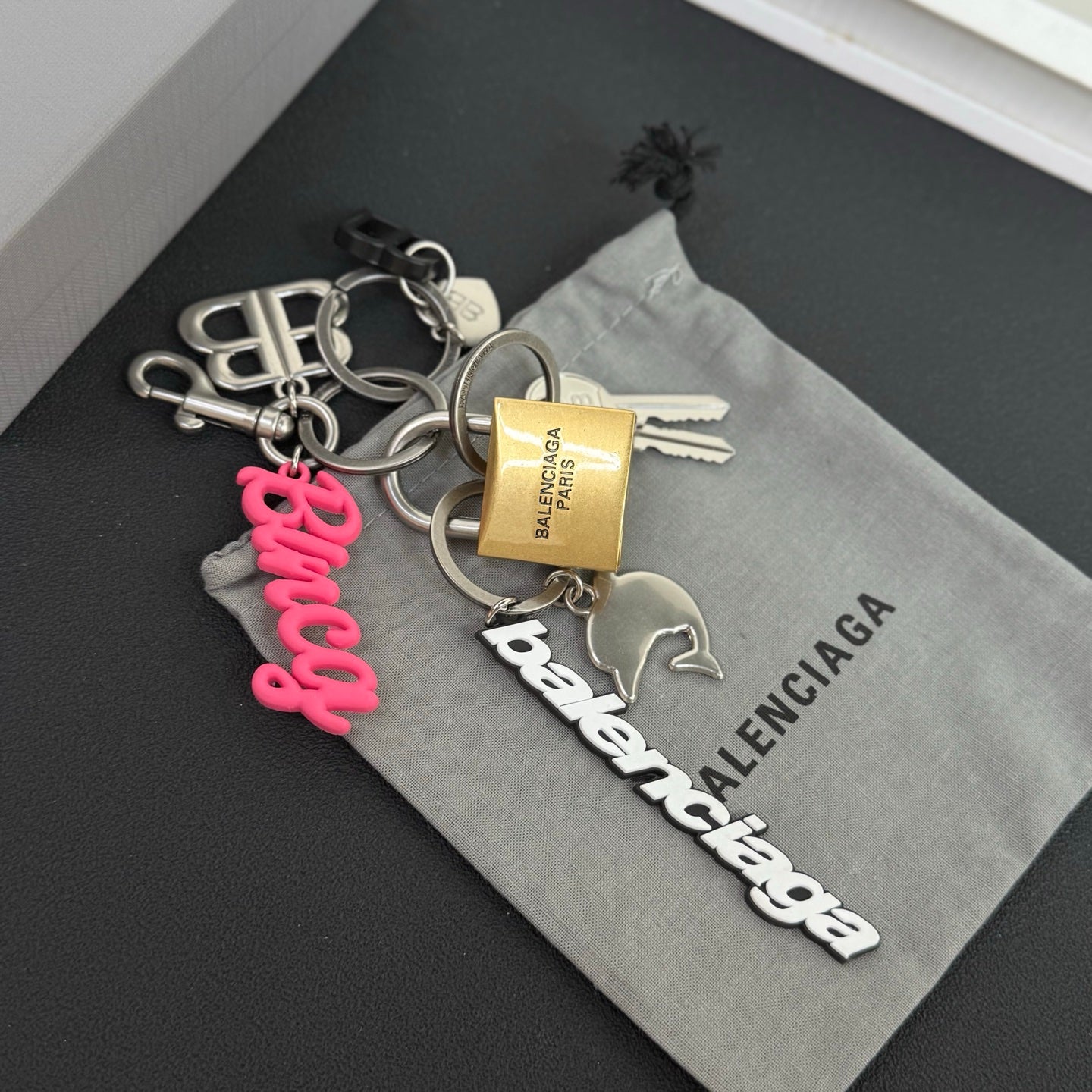 A1R46J38 Popular bag 's charms accessories