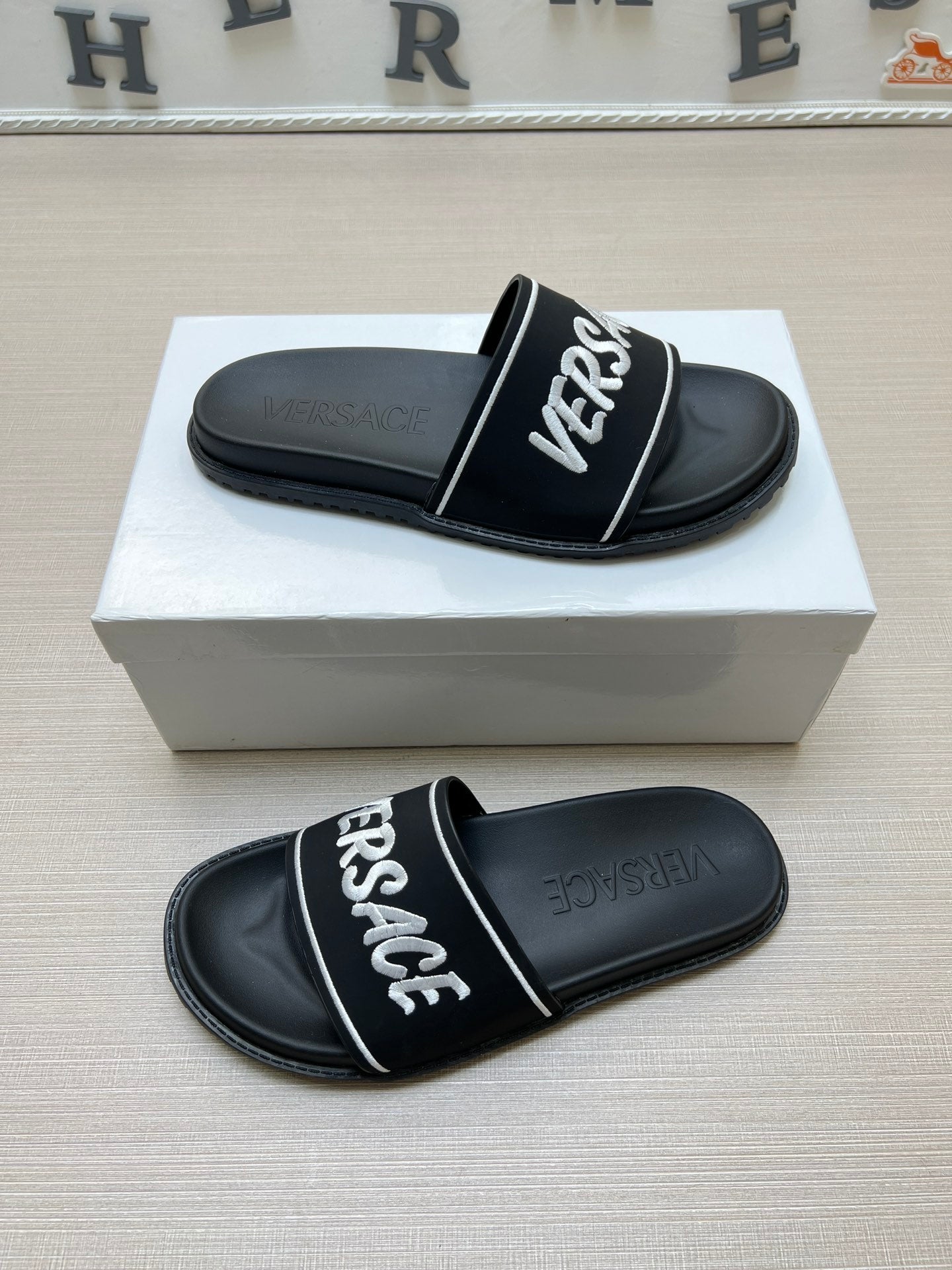 Z5ZV54 Popular slippers