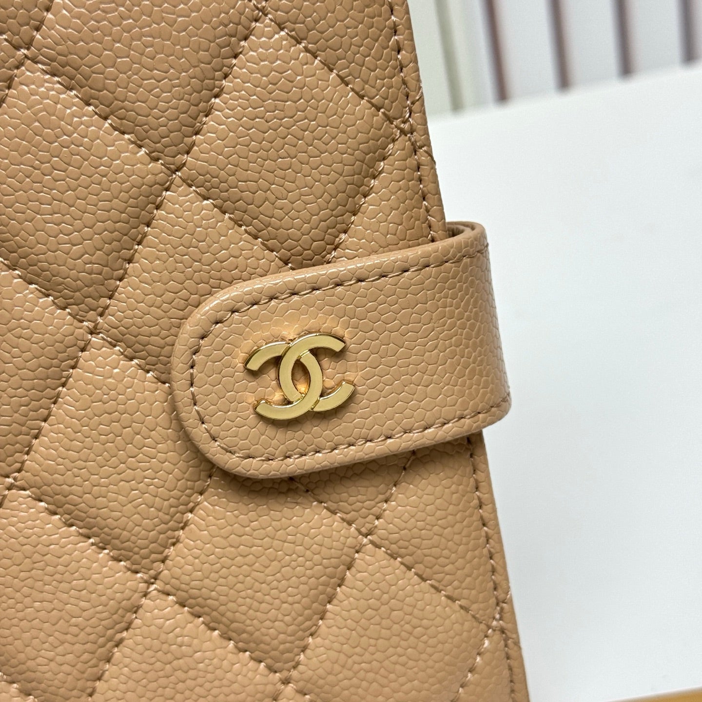 B1P36C126 Popular leather bag