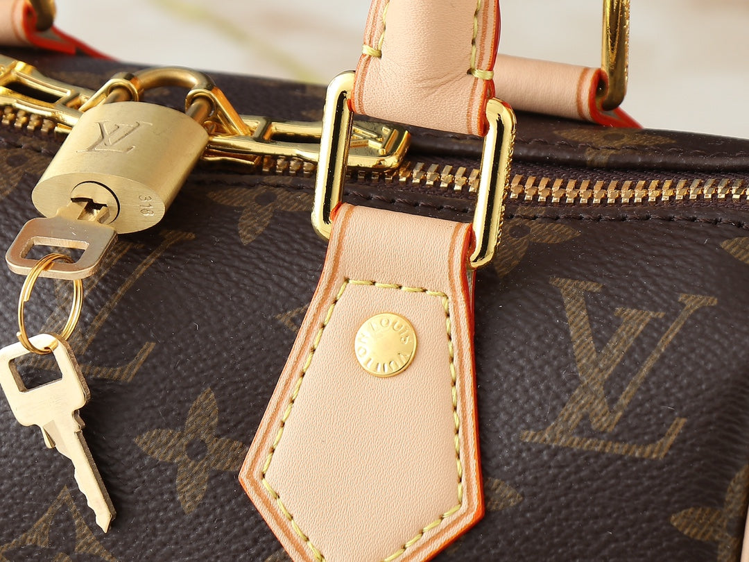 B1N55E72 Popular  leather bag