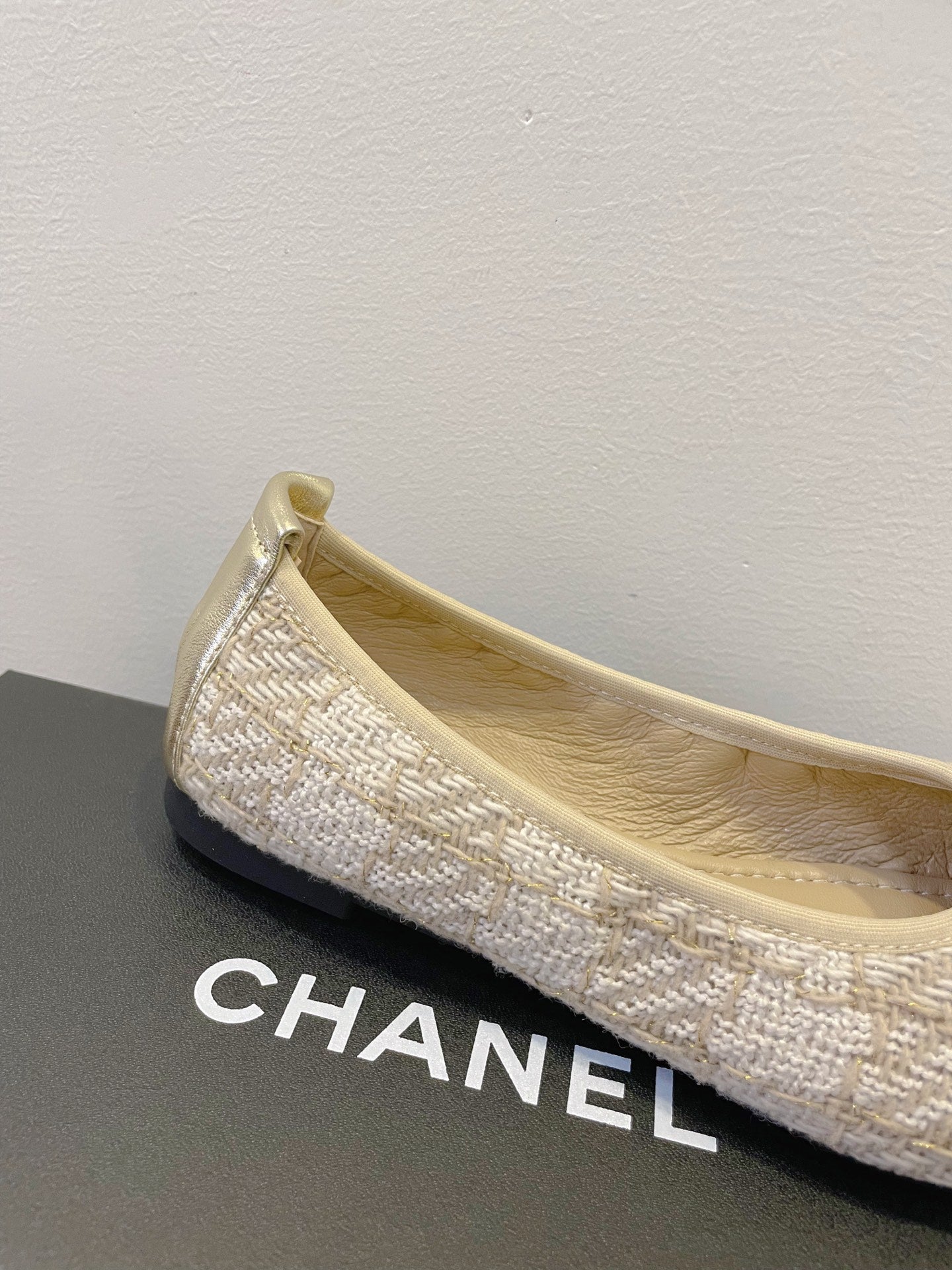 Z2Q95C107 Popular high-quality  shoes