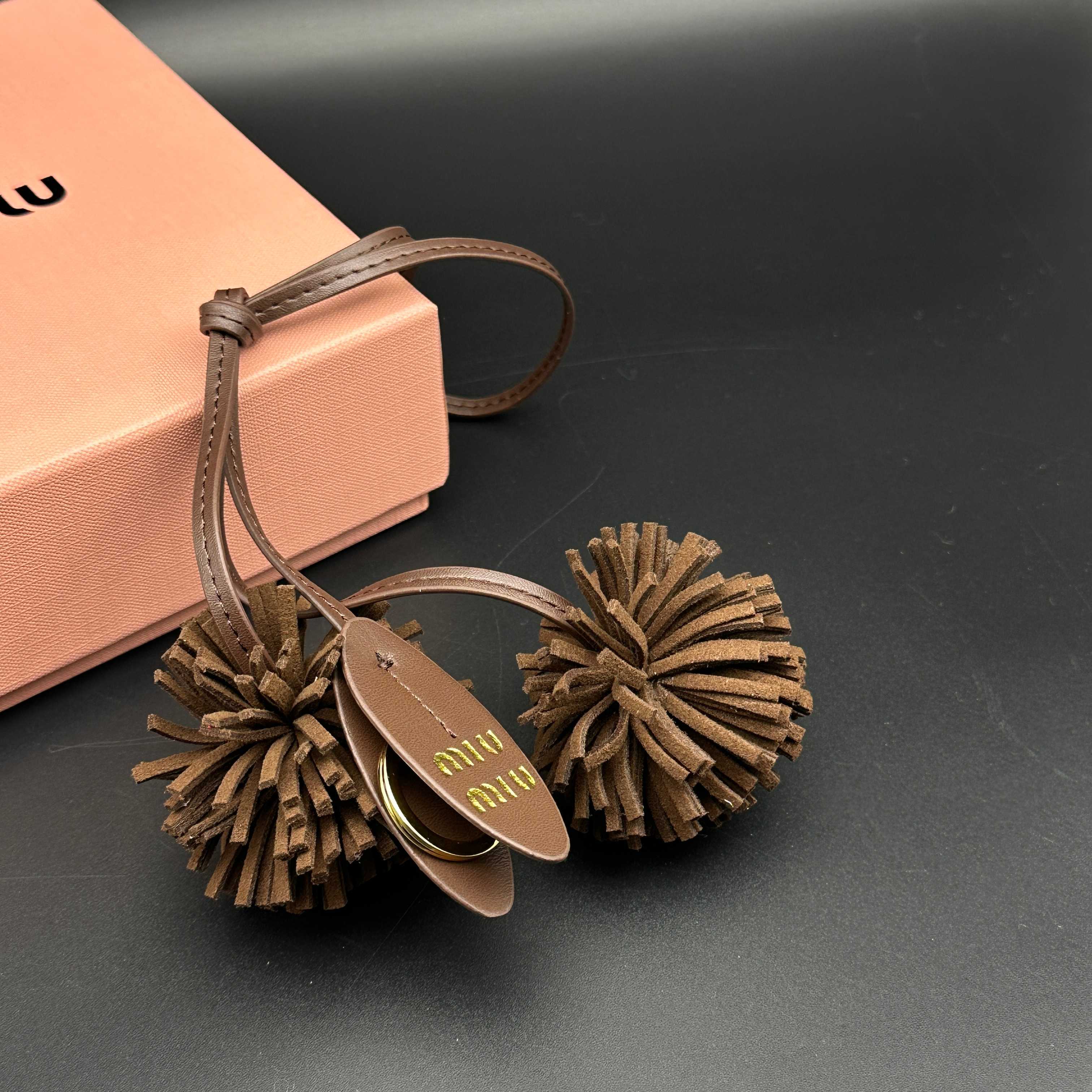 A1R46A23 Popular bag 's charms accessories
