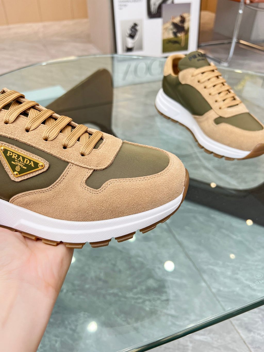 Z2LPD5  Popular high-quality shoes