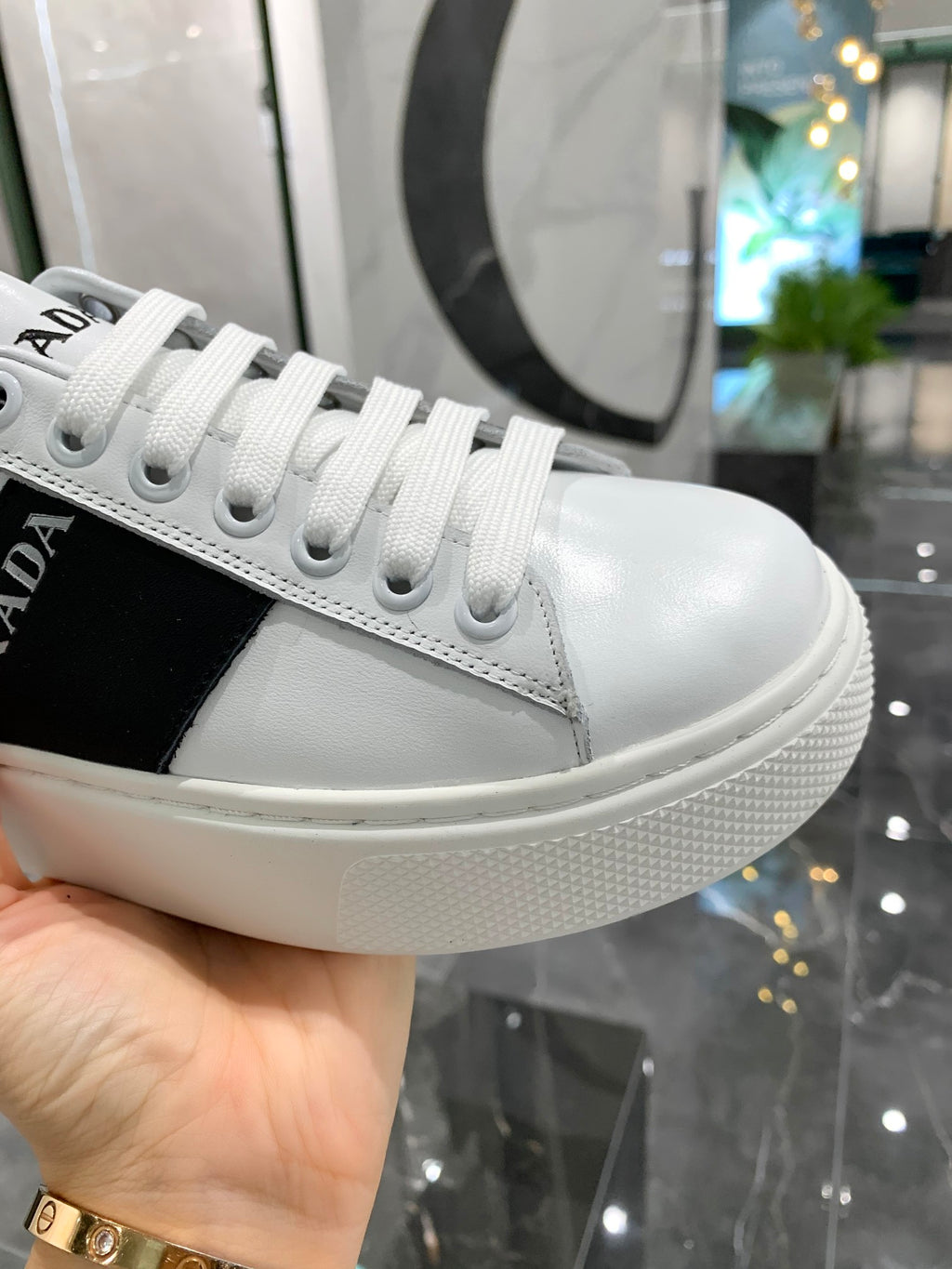 Z2Q105P252 Popular high-quality Shoes